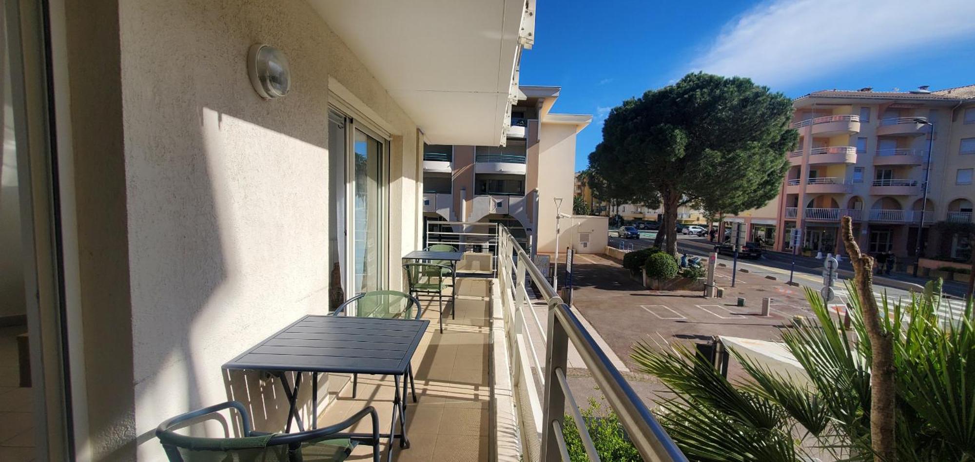 Le Nadir Grand T2 51m2, 4-5p, Parking Appartement